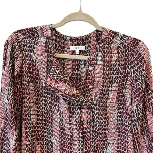 Reiss Peyton Weave Print Blouse Long Sleeve Berry Size 4
EUC - Picture 4 of 9